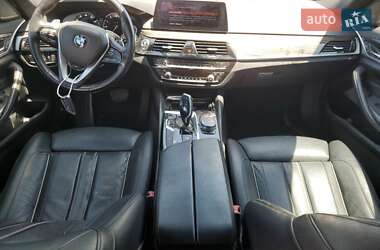 Седан BMW 5 Series 2017 в 