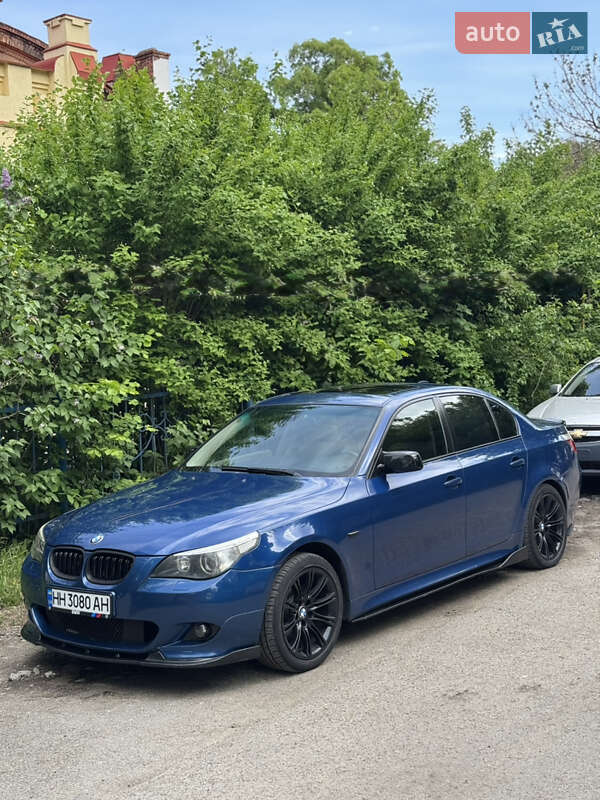 Седан BMW 5 Series 2003 в Одесі