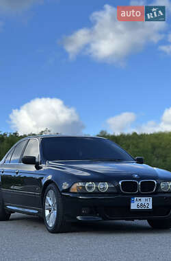 Седан BMW 5 Series 2001 в 