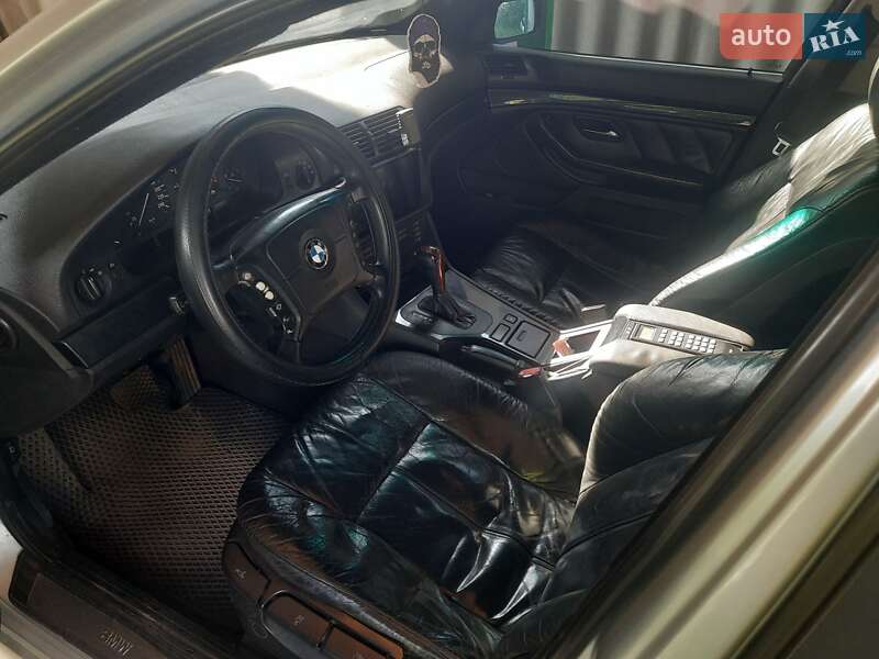 Седан BMW 5 Series 1997 в Харькове