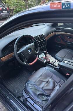 Седан BMW 5 Series 1999 в 