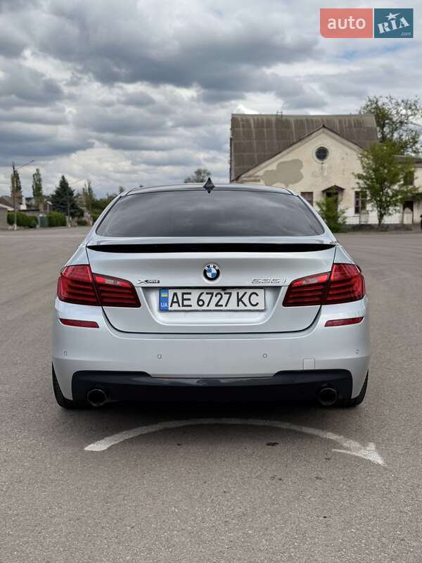 Седан BMW 5 Series 2014 в Покрове