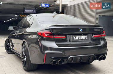 Седан BMW 5 Series 2017 в 