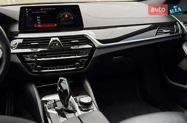 Седан BMW 5 Series 2017 в 