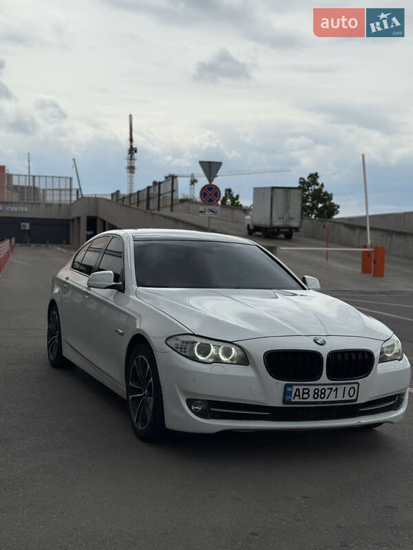 Седан BMW 5 Series 2012 в Киеве