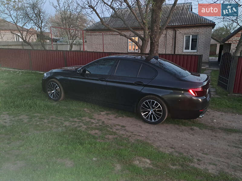 Седан BMW 5 Series 2013 в Днепре