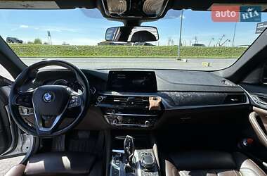 Седан BMW 5 Series 2017 в 