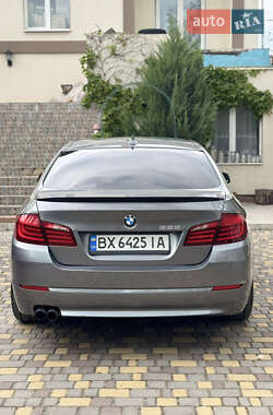 Седан BMW 5 Series 2011 в 
