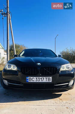 Седан BMW 5 Series 2013 в Вараші