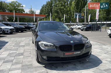 Седан BMW 5 Series 2011 в 