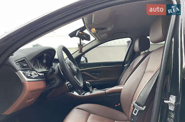 Седан BMW 5 Series 2011 в 