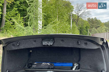 Седан BMW 5 Series 2011 в 