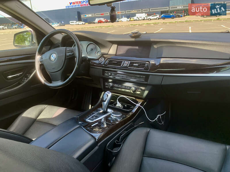 Седан BMW 5 Series 2013 в Днепре