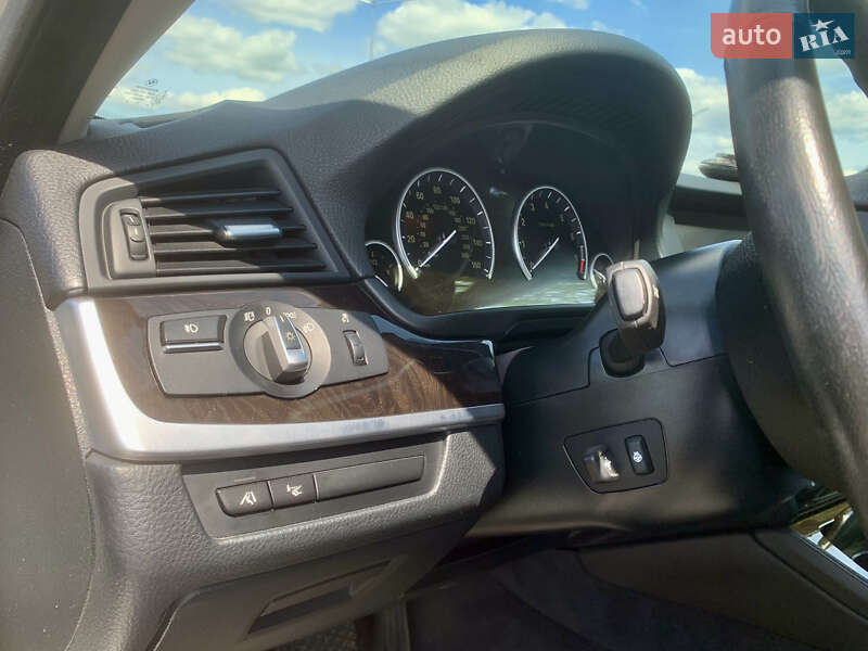 Седан BMW 5 Series 2013 в Днепре