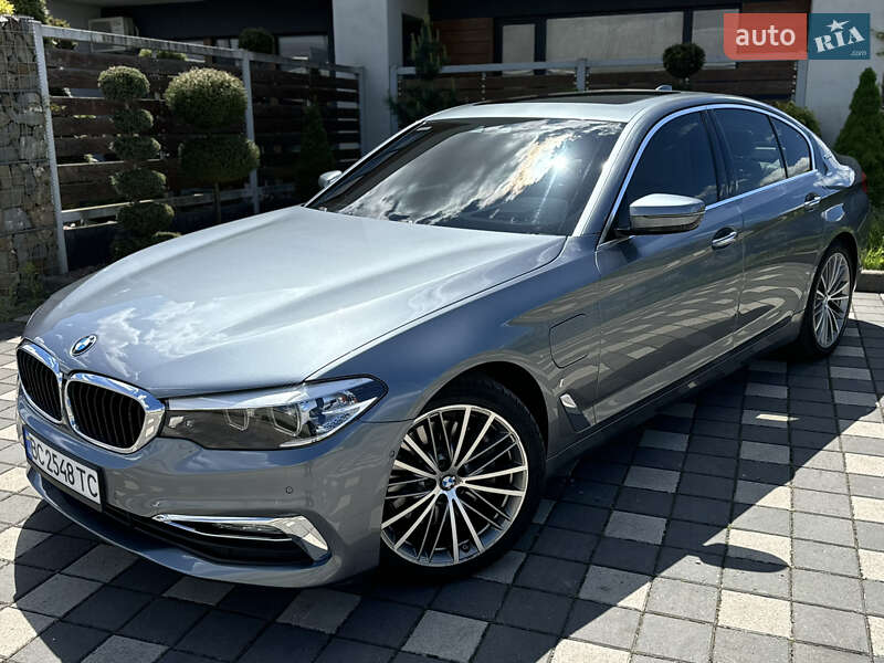 Седан BMW 5 Series 2017 в Стрые фото 5 Седан BMW 5 Series 2017 в Стрые