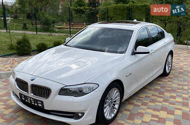 Седан BMW 5 Series 2012 в 