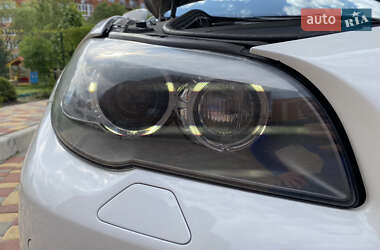 Седан BMW 5 Series 2012 в 