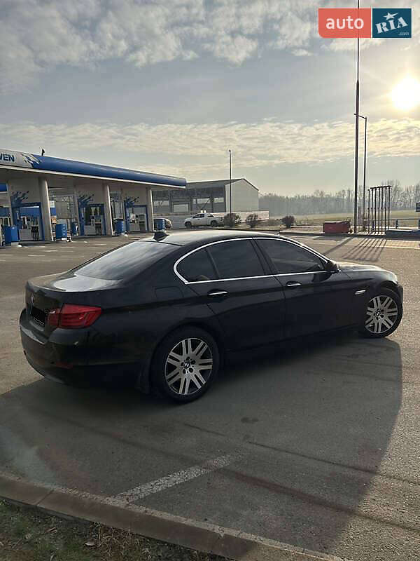 Седан BMW 5 Series 2010 в Києві фото 13 Седан BMW 5 Series 2010 в Києві