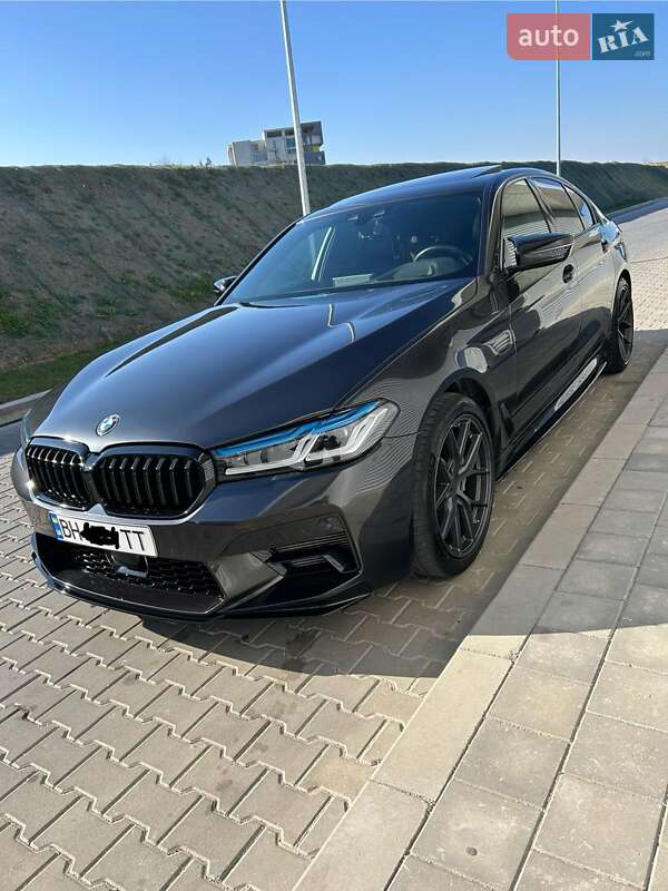 Седан BMW 5 Series 2017 в Одесі фото 2 Седан BMW 5 Series 2017 в Одесі