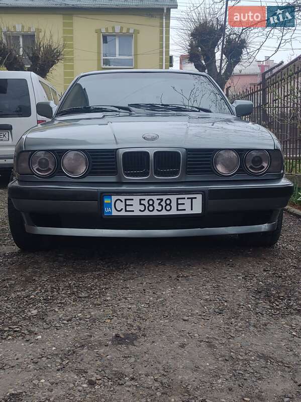 Седан BMW 5 Series 1989 в 