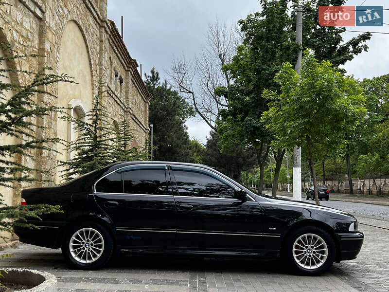 Седан BMW 5 Series 2002 в Одесі