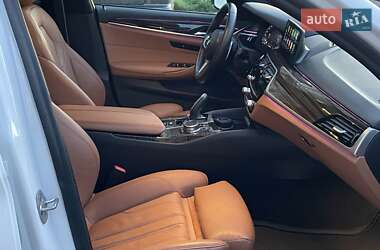 Седан BMW 5 Series 2020 в 