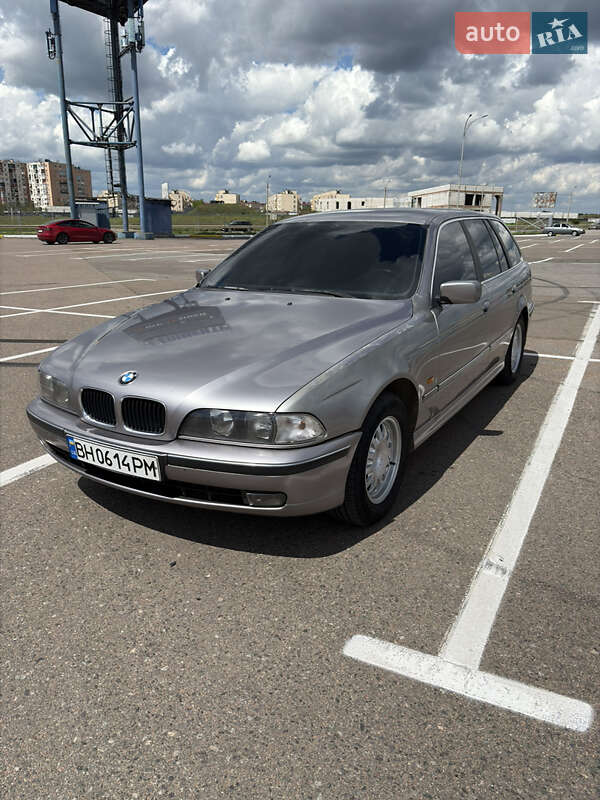 BMW 5 Series 1998