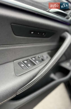 Седан BMW 5 Series 2021 в 