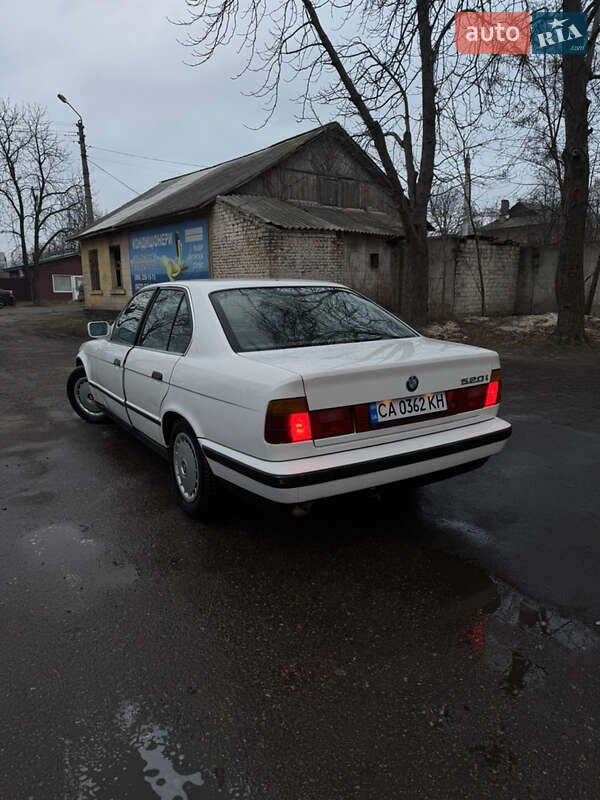Седан BMW 5 Series 1990 в Черкассах