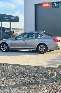 Седан BMW 5 Series 2013 в Виноградове