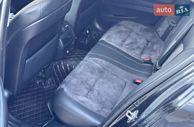 Седан BMW 5 Series 2010 в 
