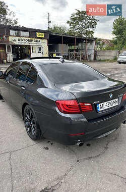 Седан BMW 5 Series 2012 в 