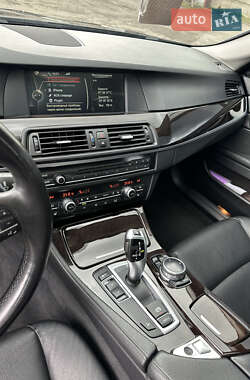 Седан BMW 5 Series 2012 в 