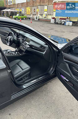 Седан BMW 5 Series 2012 в 