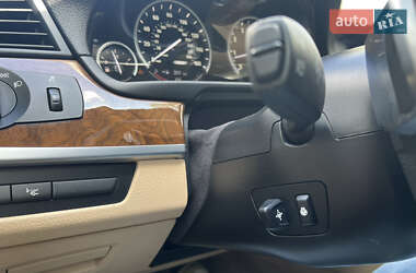 Седан BMW 5 Series 2012 в 