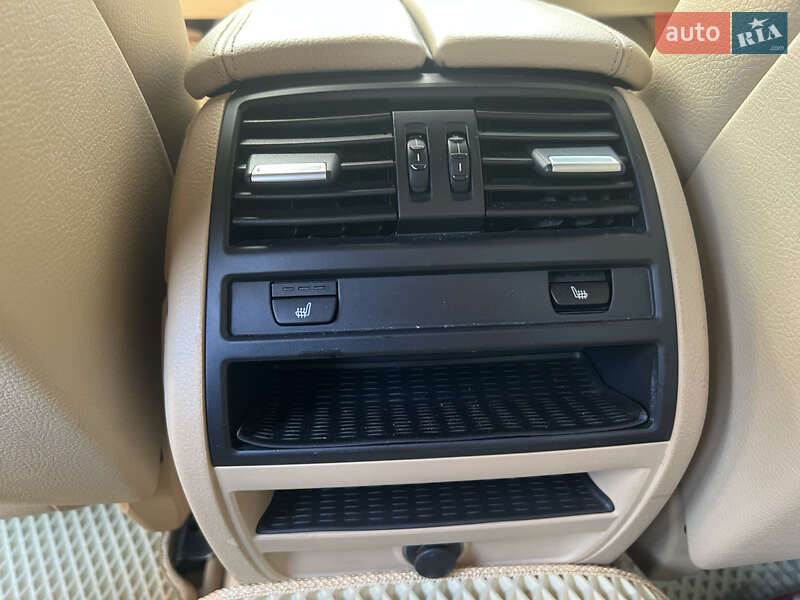 Седан BMW 5 Series 2012 в Тернополе