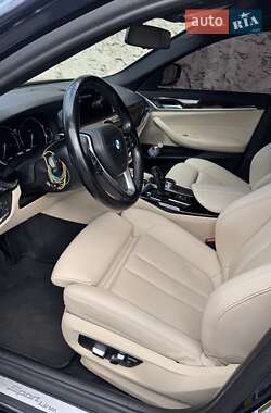 Седан BMW 5 Series 2017 в 