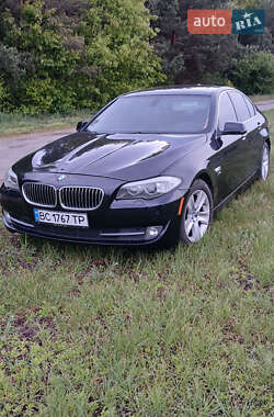 Седан BMW 5 Series 2012 в 