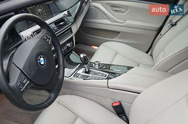 Седан BMW 5 Series 2012 в 