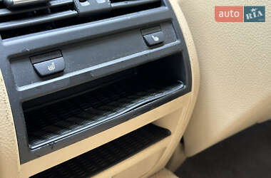 Седан BMW 5 Series 2012 в 