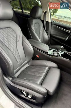 Седан BMW 5 Series 2020 в 