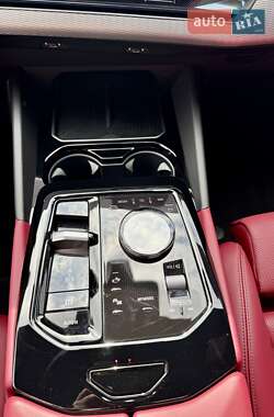 Седан BMW 5 Series 2024 в 