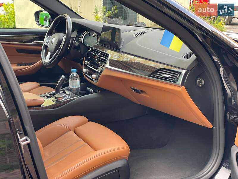 Универсал BMW 5 Series 2018 в Киеве