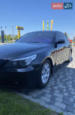 Седан BMW 5 Series 2003 в Черкасах