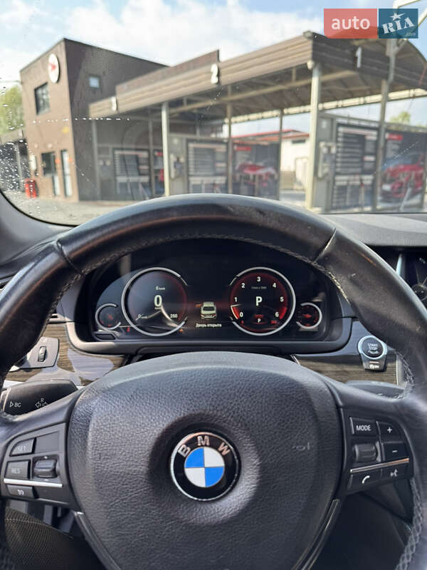 Седан BMW 5 Series 2013 в Ровно