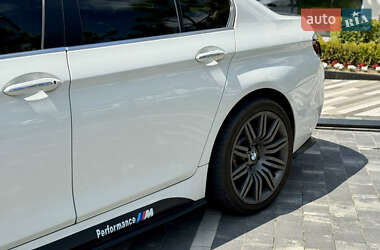Седан BMW 5 Series 2012 в 