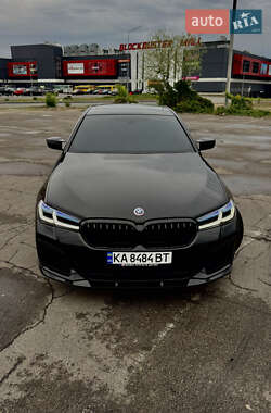 Седан BMW 5 Series 2017 в 