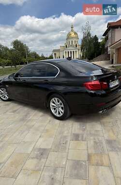 Седан BMW 5 Series 2013 в 