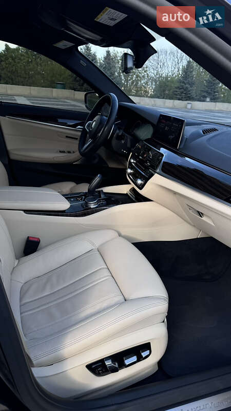 Седан BMW 5 Series 2018 в Киеве фото 24 Седан BMW 5 Series 2018 в Киеве