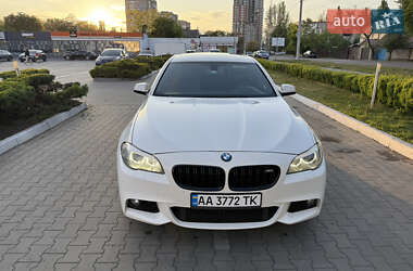Седан BMW 5 Series 2012 в 